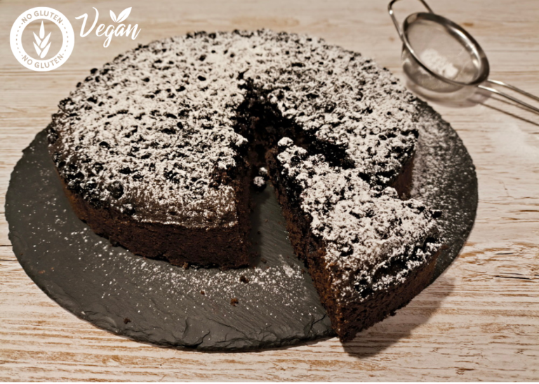 Najprostsze kruche ciasto bezglutenowe z jagodami